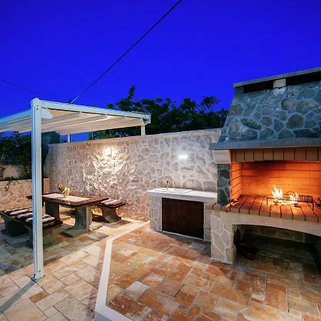 Stunning With Swimming Pool In *