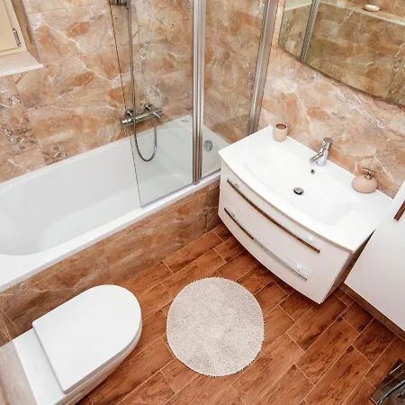 Stunning With Swimming Pool In Vinjerac