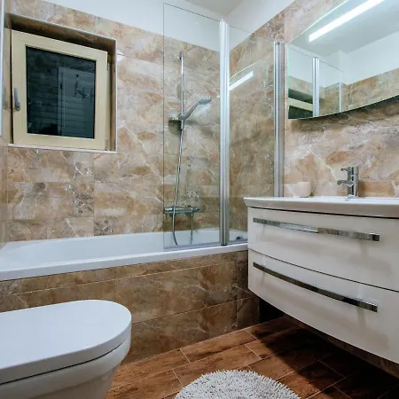 Villa Stunning With Swimming Pool In